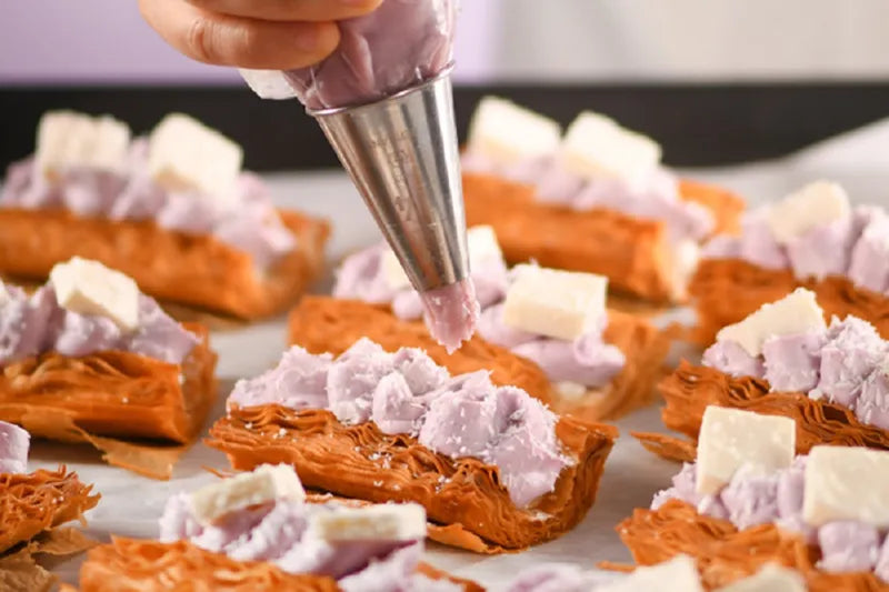 芋泥奶冻拿破仑酥 NEWWA Taro Paste Milk Panna Cotta Napoleon Pastry, 220G – product photo 4