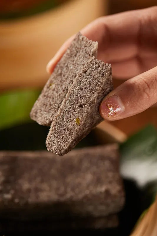 黑米糕 NEWWA SDC Black Rice Cake, 180G – product photo 3
