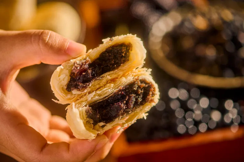 无糖五黑酥饼（月饼） NEWWA SDC Sugar-free Five-black Crisp Mooncake – product photo 3